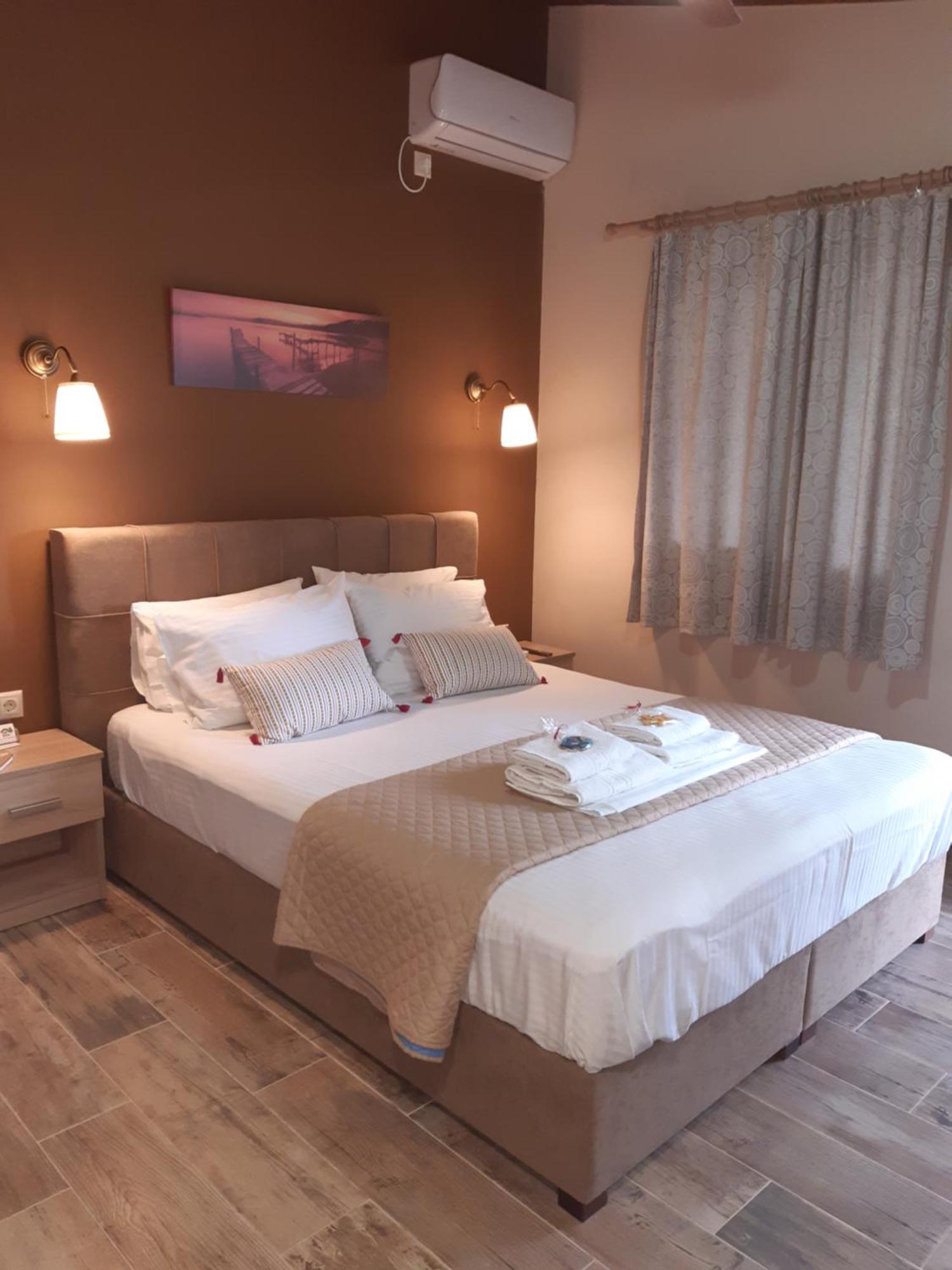 Room Near The Airport Pikérmion Værelse billede